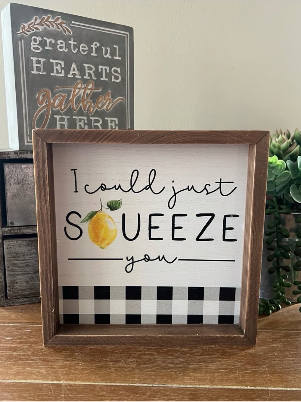 New Wooden Farmhouse Lemon Decor